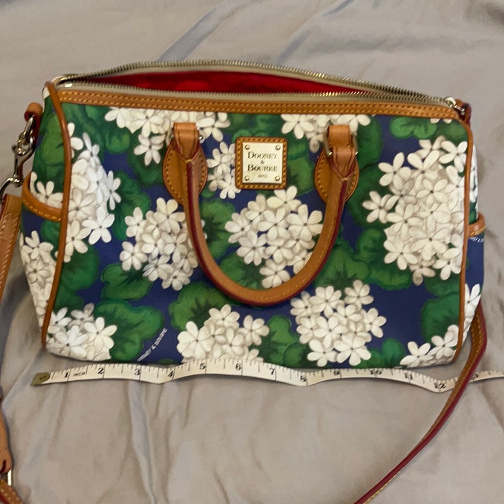 Dooney&Bourke handbag